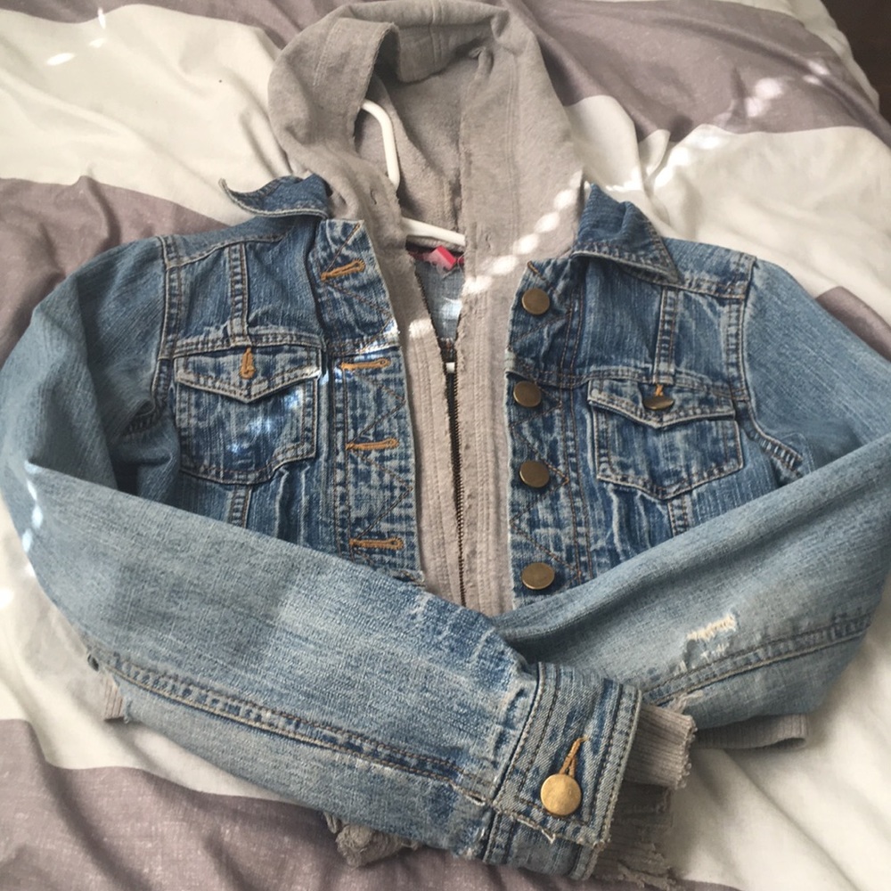 Tapered with cropped jean jacket